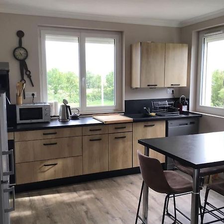 Appartement T3 Labellise 3 Etoiles Aurillac Exterior foto
